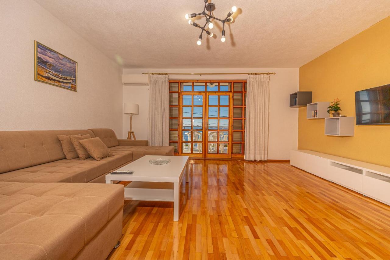 Apartments Francoise Crikvenica Kültér fotó