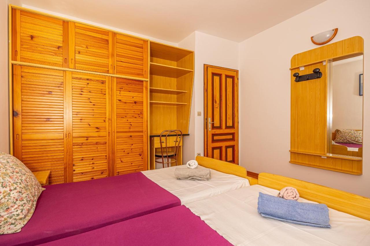Apartments Francoise Crikvenica Kültér fotó