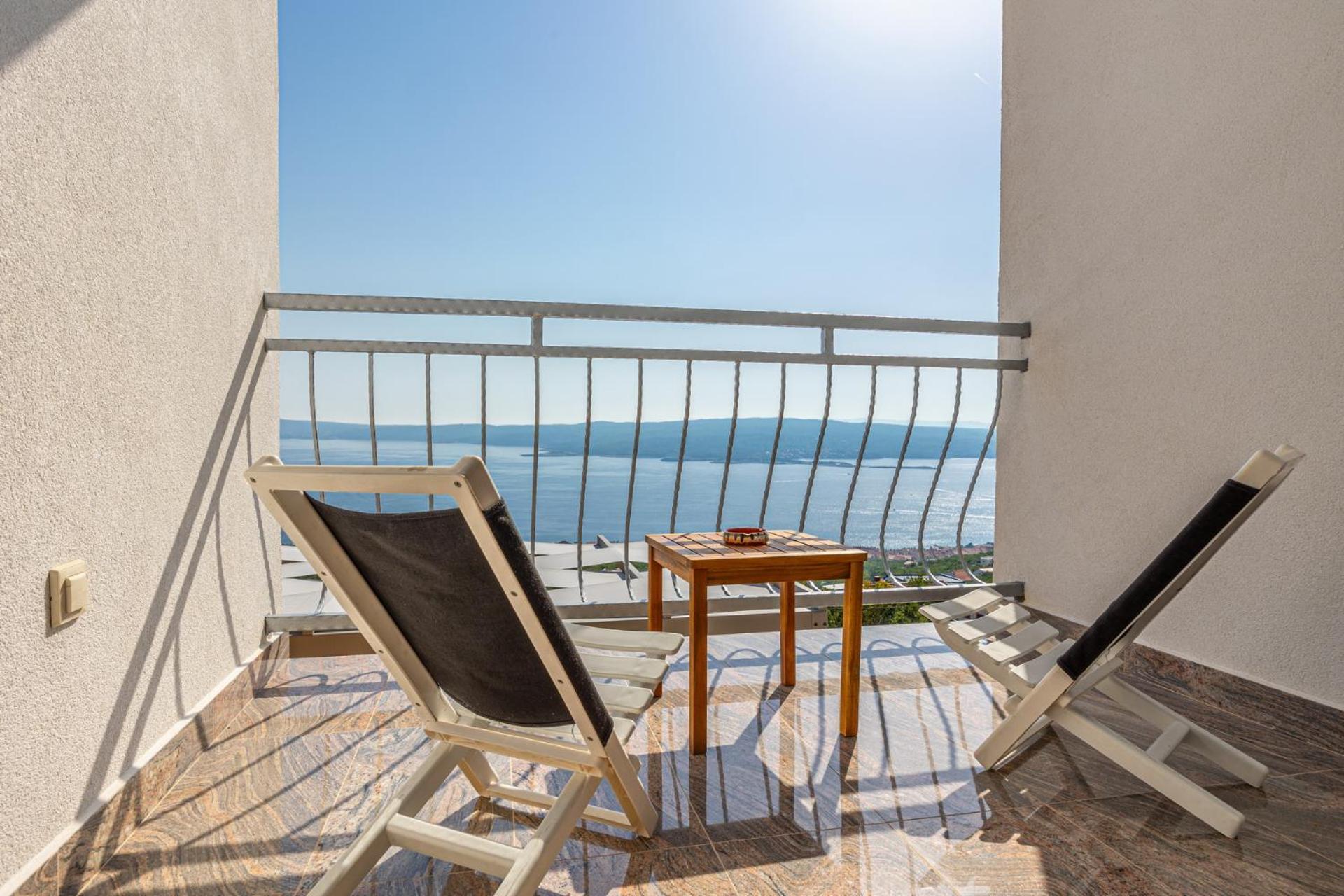 Apartments Francoise Crikvenica Kültér fotó